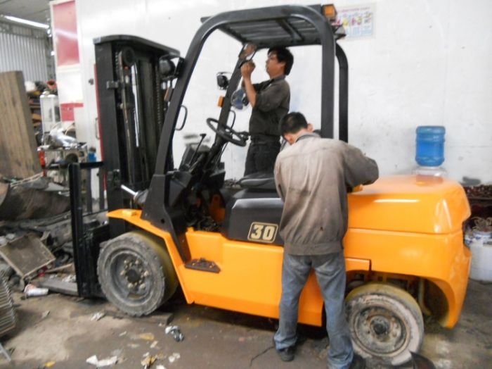 Dịch vụ sửa chữa xe nâng giá rẻ tại Hải Phòng